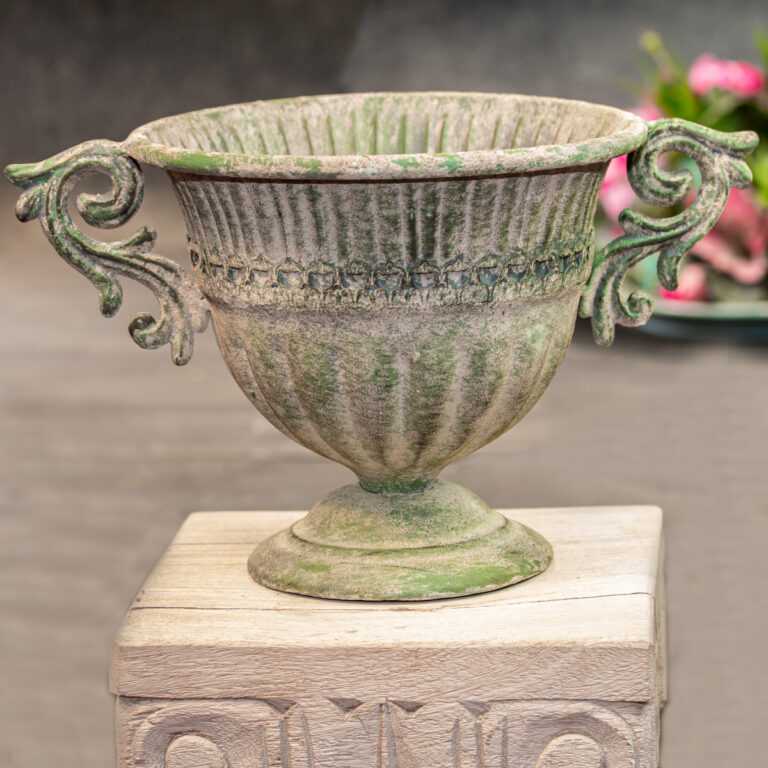 Französische Vase aus Eisen, Rund, Shabby Look, Blumenvase, Gartendeko