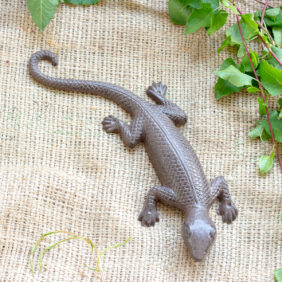 Hübscher Salamander aus Gusseisen,Eidechse, Gecko, Echse in Antikbraun