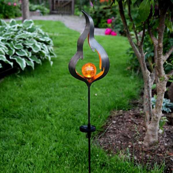 LED Solarstab "Feuer"- schwarz - amber LED - Glaskugel in Flamme - ...