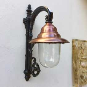 Wandlampe Jahrhundertwende Lampe mit Kupfer Lampenschirm Außenleuchte Stallampe