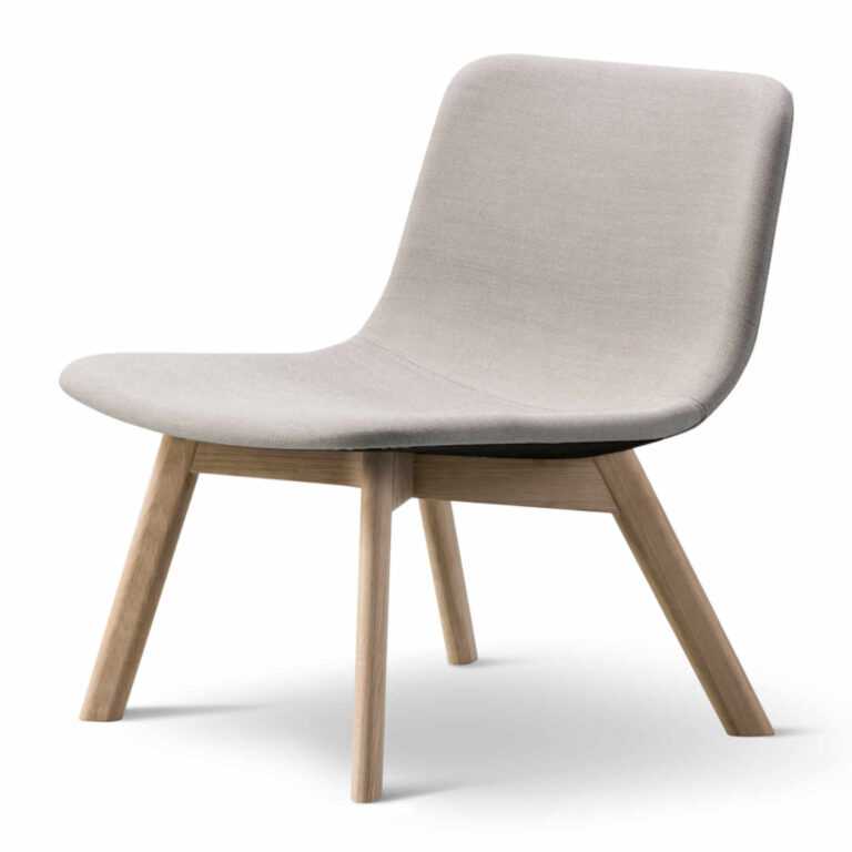 Pato 4392 Lounge Sessel, Bezug stoff remix3 - 163 warm grey, Untergestell eiche geräuchert gebeizt und lackiert