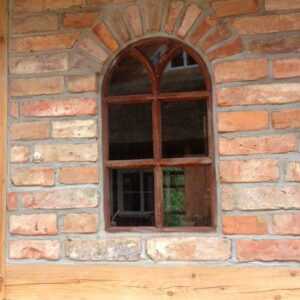 Eisenfenster mit Rundbogen, Fenster Gartenmauer, runder Bogen Fenster V 66 x 39