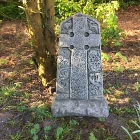 Keltisches Kreuz doppelseitig - Wegekreuz - wie aus Stein