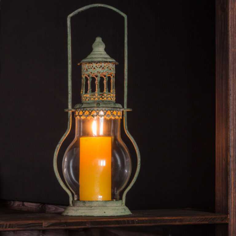 Wundervoller Kerzenhalter, Laterne im shabby-stil, Windlicht im Vintage- Look