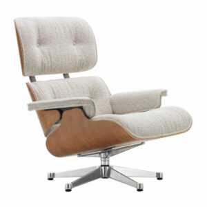 Eames Lounge Chair Fabric Edition Sessel, Masse neue masse, Bezug stoff nubia elfenbein/forest, Schale amerikanischer kirschbaum, Untergestell poli...