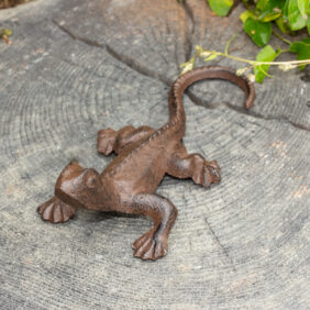 Eidechse als Dekoration, Salamander aus Gusseisen, Gecko in antikbraun