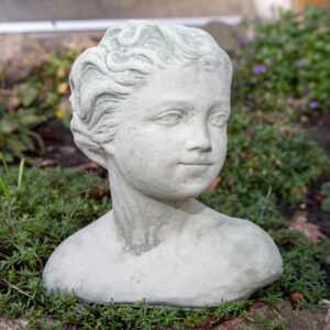 Jüngling, Skulptur, | Stein, Grau | H 24,5 x B 22,5 cm